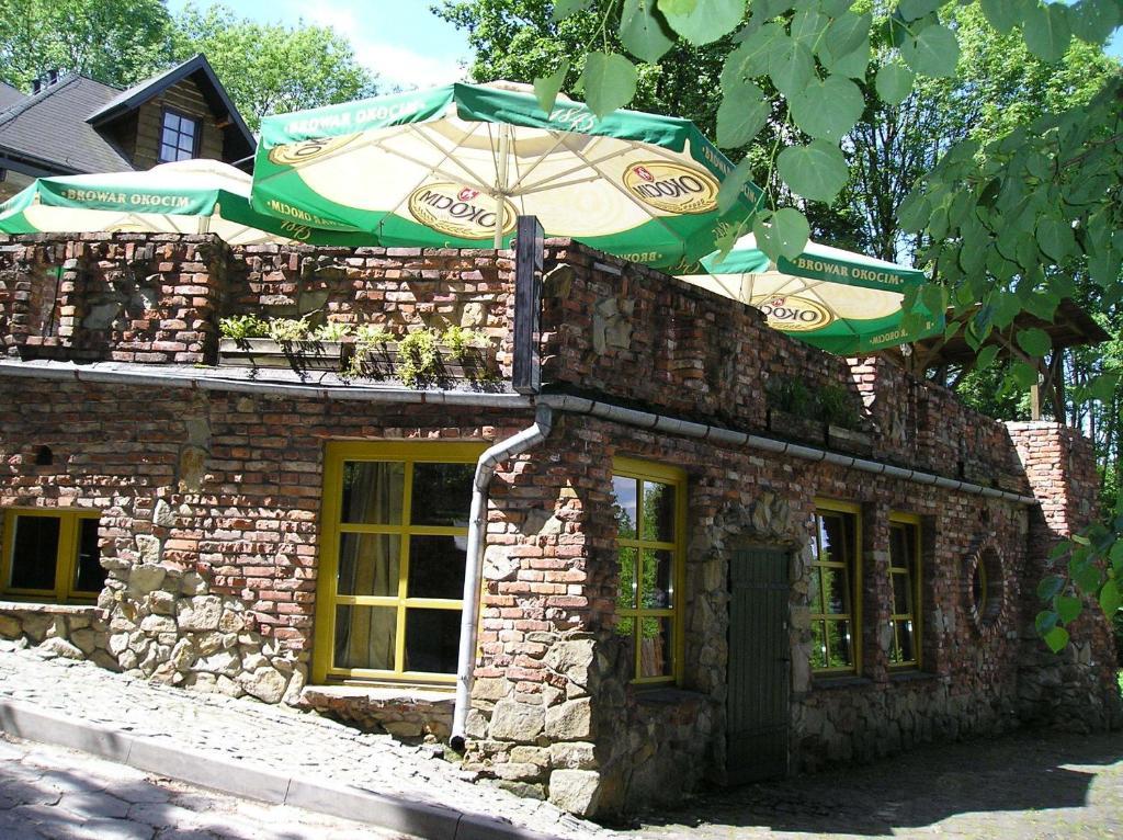 Hotel Podzamcze Tarnow Exterior photo